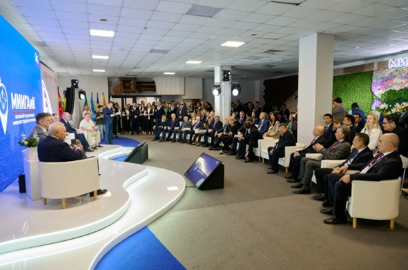 Специалисты московского Росреестра обсудили вопросы развития отрасли геодезии и картографии