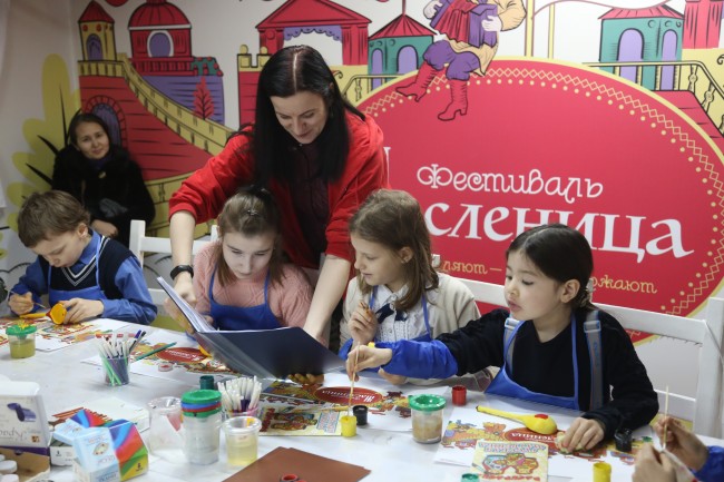 Мастер-класс для детей «Роспись под хохлому» на Ярцевской