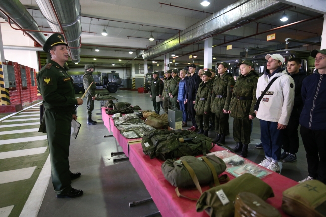 Воинские части города москва. 147 Автомобильная база Министерства обороны фр. Крылатское Военная часть. Воинская часть Крылатское. Военная часть Крылатское Москва.