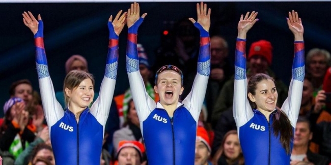 Ангелина Голикова взяла золото чемпионата Европы по конькобежному спорту