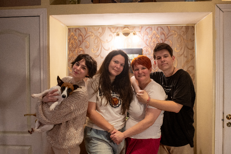 Букет из спелых груш. Редкая семейная традиция помогла жительнице Фили-Давыдкова стать лучшей мамой на конкурсе